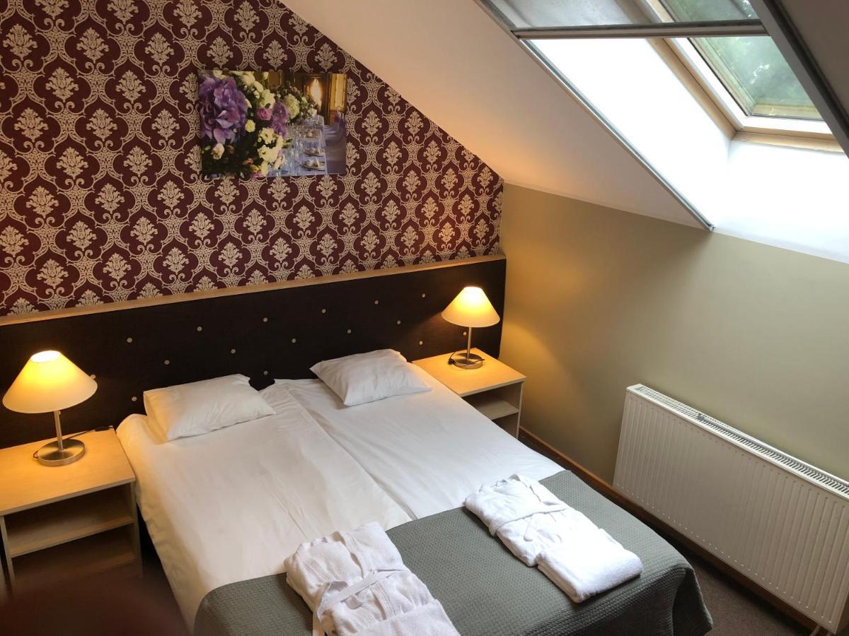 Von Rosen Spa (Adults Only) Maetaguse Bagian luar foto