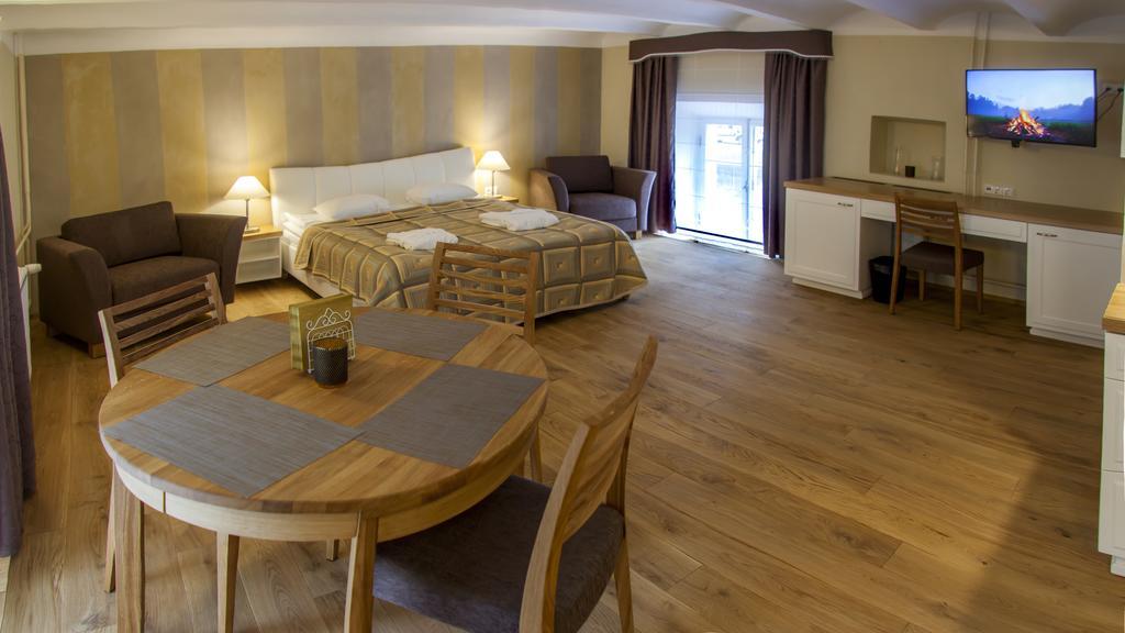 Von Rosen Spa (Adults Only) Maetaguse Bagian luar foto