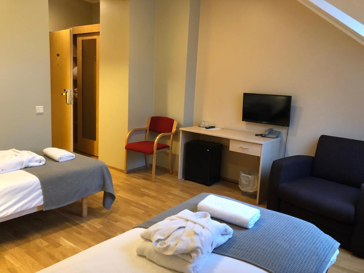 Von Rosen Spa (Adults Only) Maetaguse Bagian luar foto